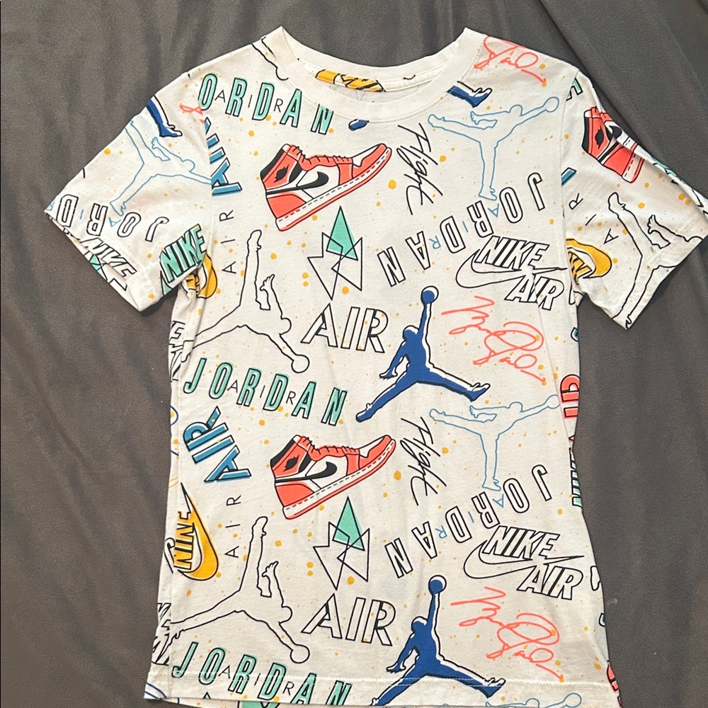 Nike Kids Graphic Tee - White with Multicolor Print
